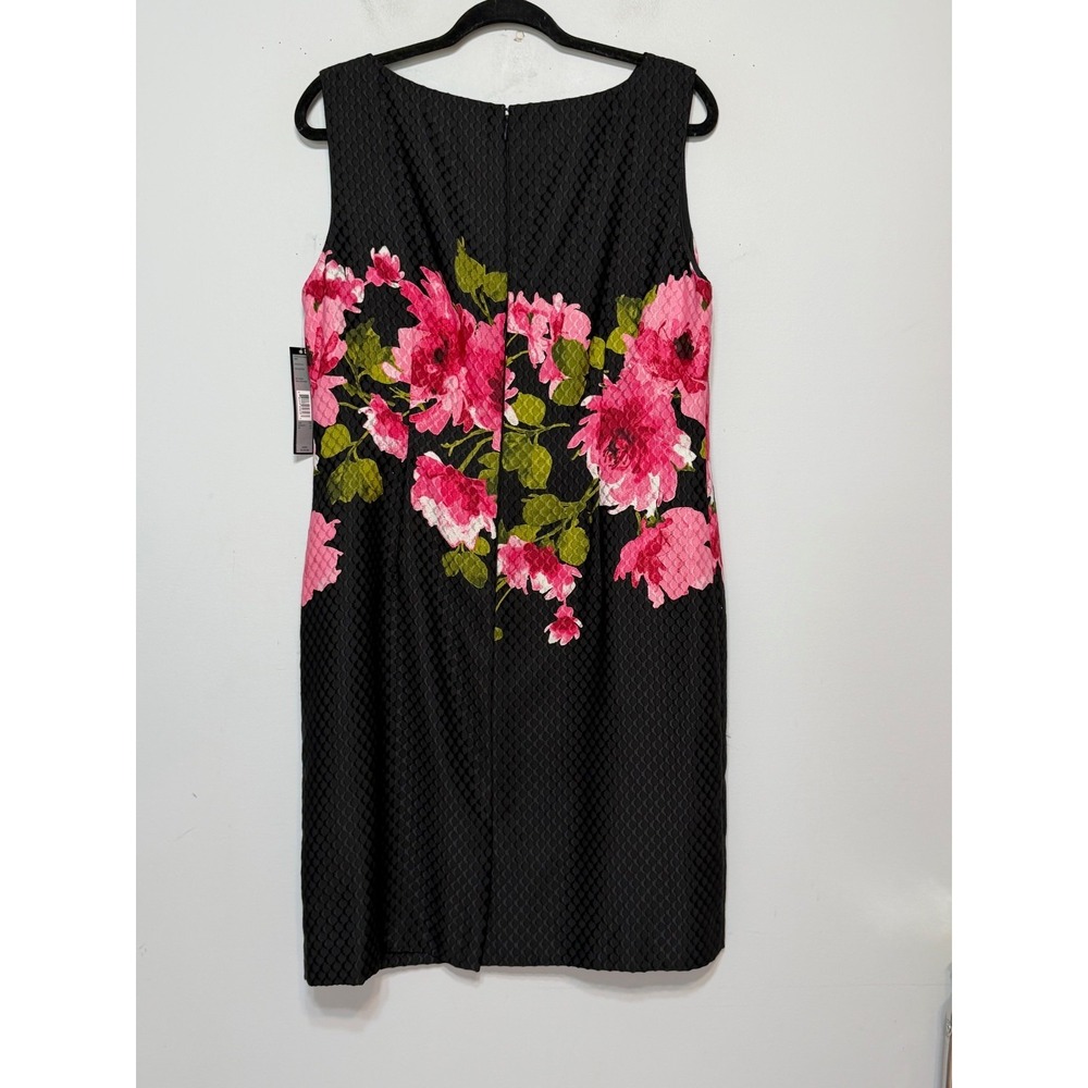 NWT Tahari Romantic Floral Textured Sheath Dress Sleeveless Size 14 Elegant Chic - Picture 3 of 9